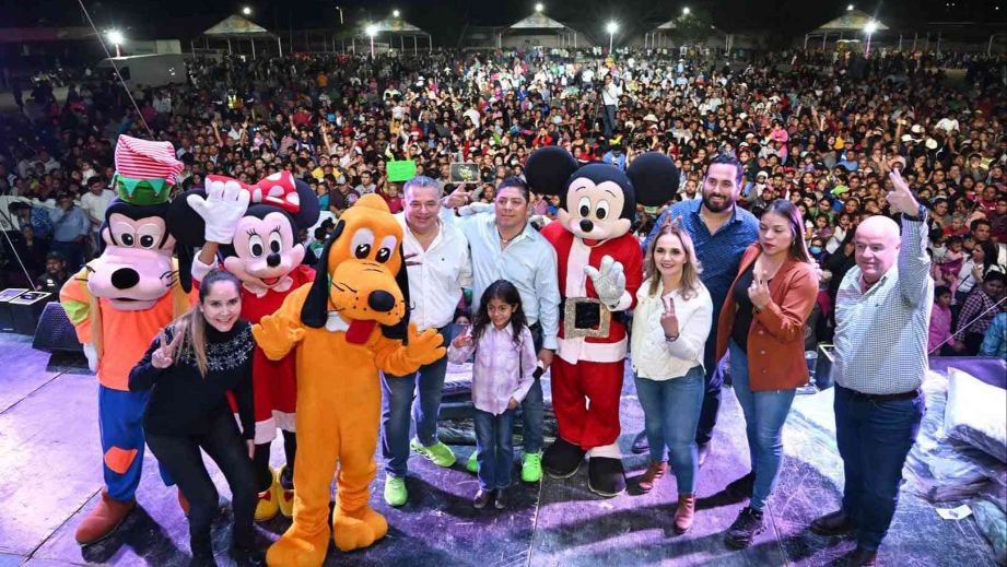 RICARDO GALLARDO ENCIENDE EL ESPÍRITU NAVIDEÑO EN TODO SAN LUIS POTOSÍ